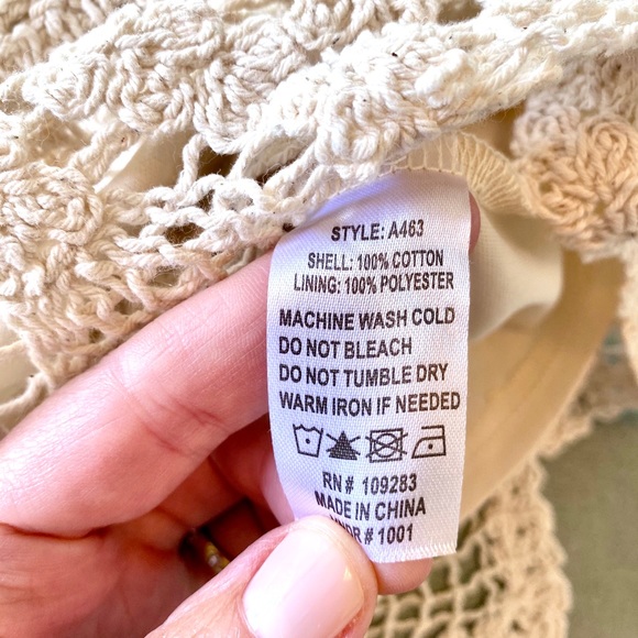 Surf Gypsy Crocheted Shorts, Size Medium - Picture 11 of 11